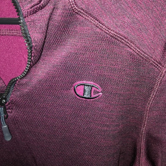 Champion quarter zip💛 - Picture 3 of 4